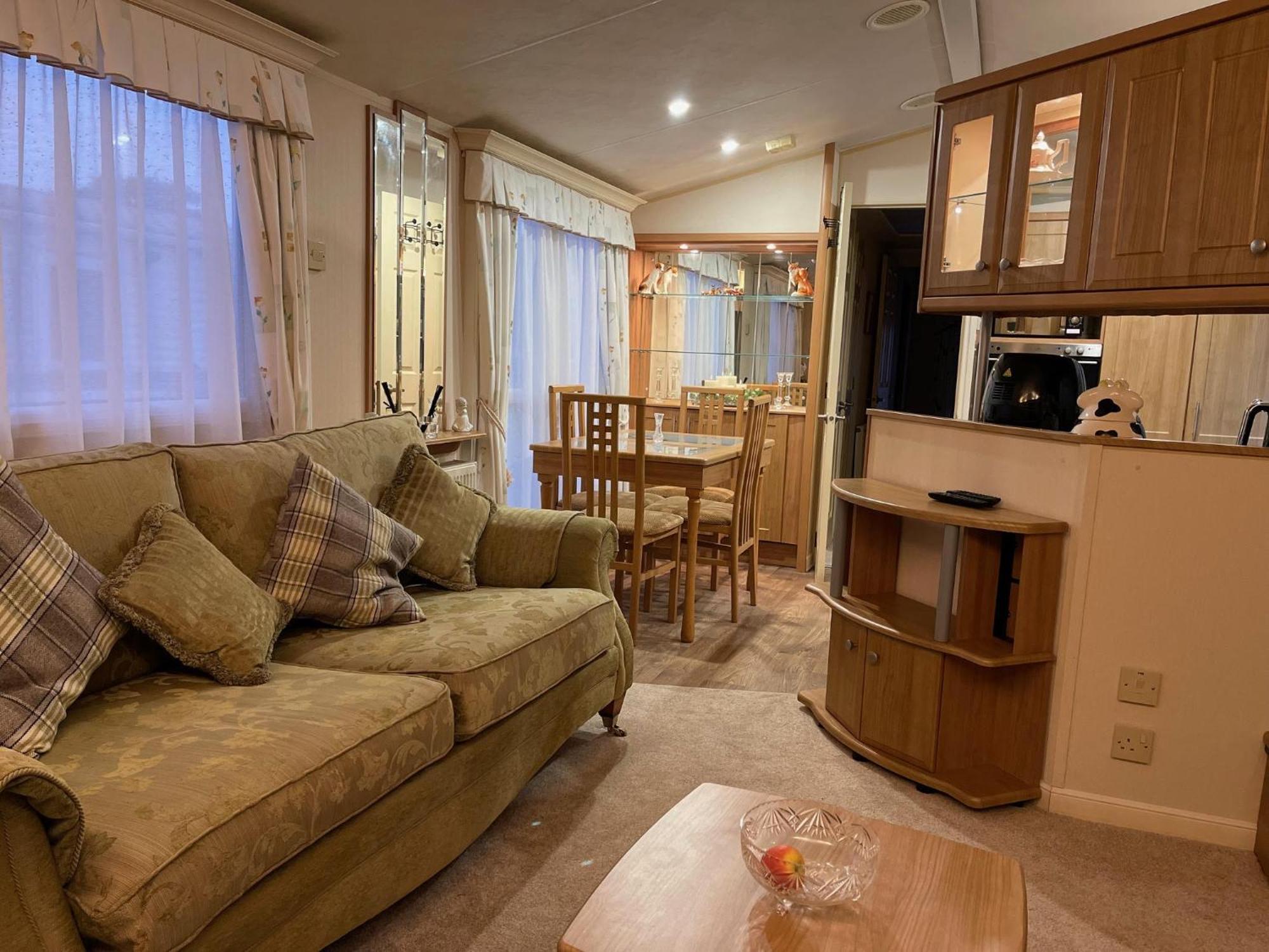 Severnside Boat And Caravan Park Gloucestershire - Caravan 1 Deerhurst Экстерьер фото